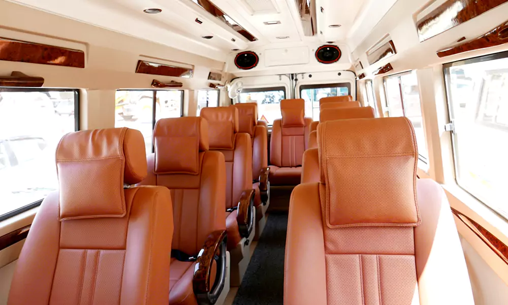 Traveller 12 Seater