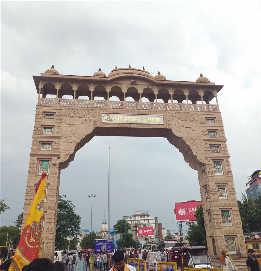 Book Noida to Khatu Shyam Taxi Good Journey Cab